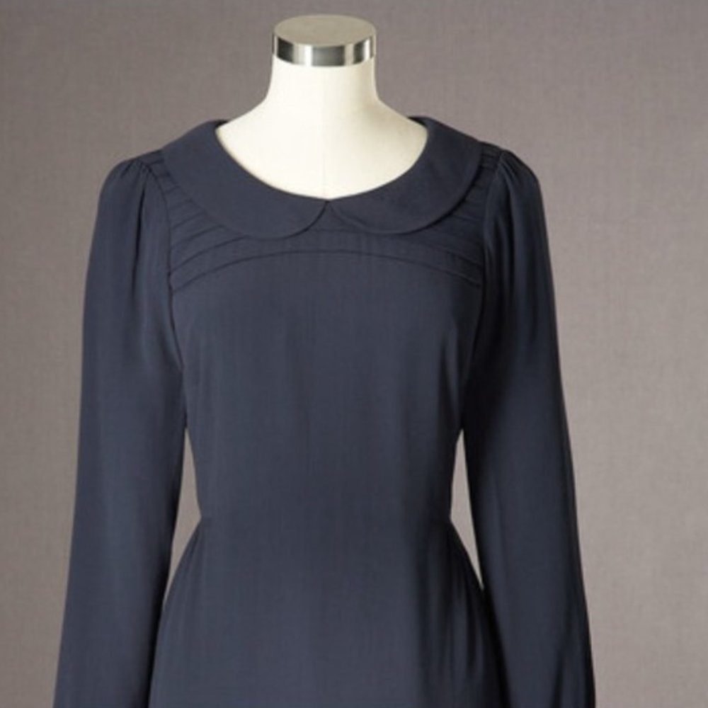 Boden Iris Peter Pan Collar Dress in Navy